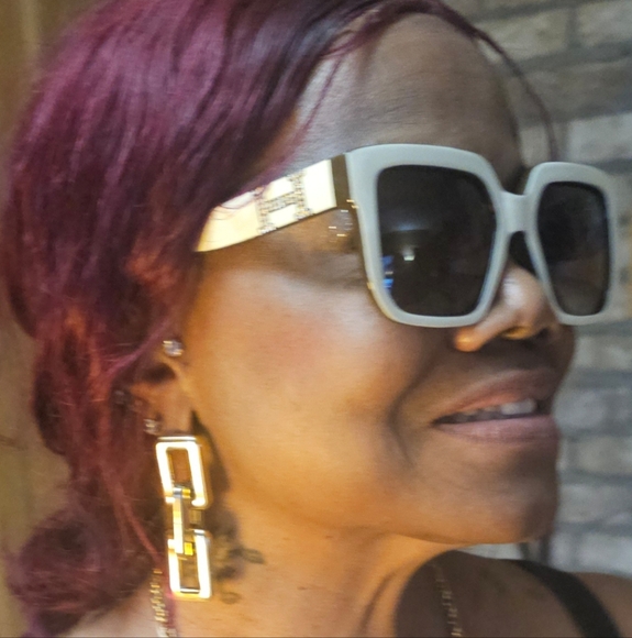 Hermes Sunglasses - Picture 5 of 6